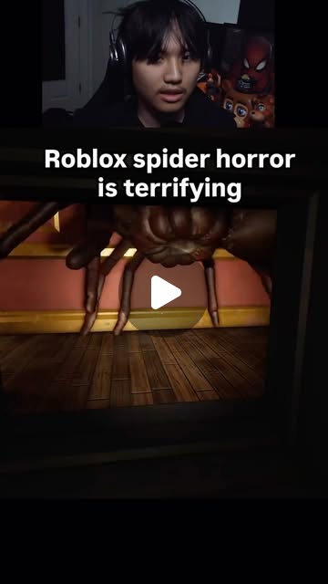 A view from the Roblox first-person horror escape game HUNTRESS